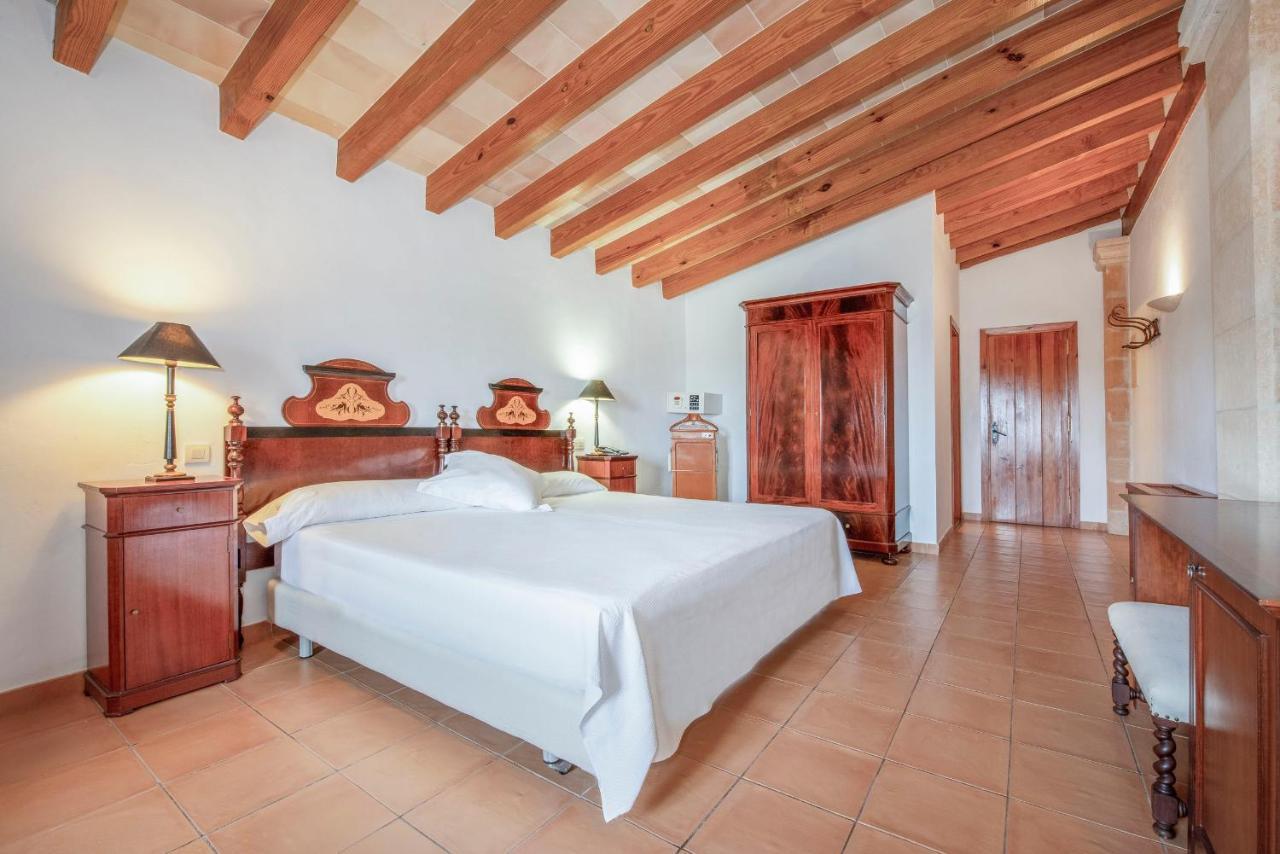 Son Roig Hotel